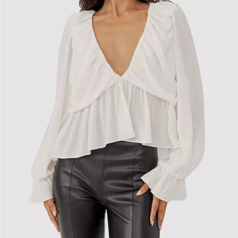 NEW! FREE PEOPLE Women’s LARGE Daia Pirate Airy Ruffle Peasant Blouse CP25 - Picture 2 of 8